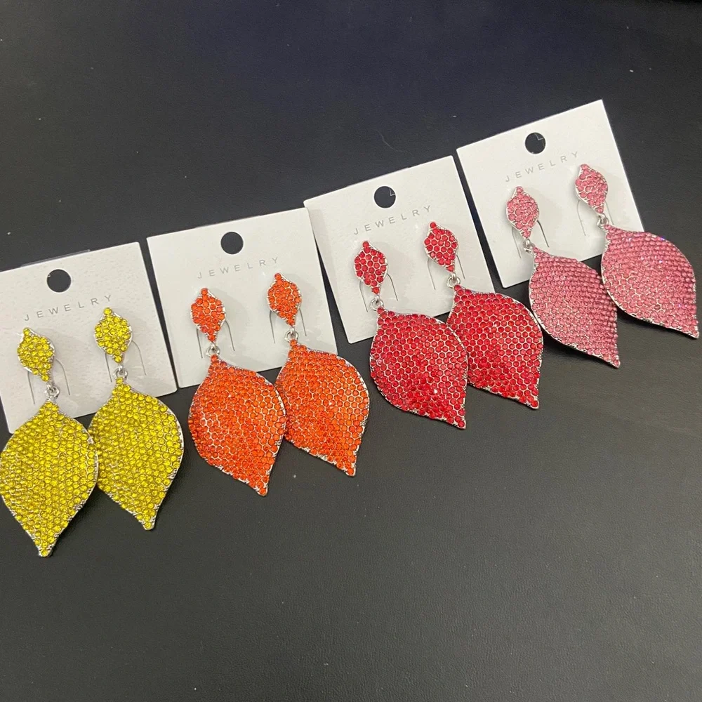 Red Pave Rhinestone Shimmer Chandelier Crystal Earrings - Picture 4 of 4